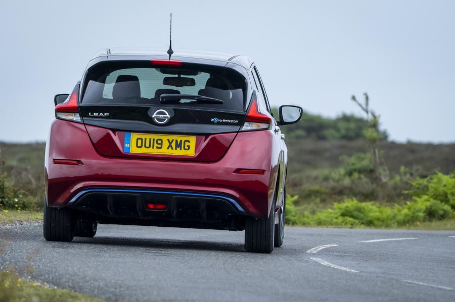  Nissan Leaf e+ 2019 года  (UK) (фото 7 из 19)